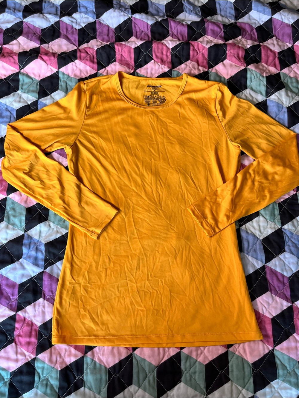 Women’s Patagonia Long Sleeve Crewneck Tee in Bright Yellow-M